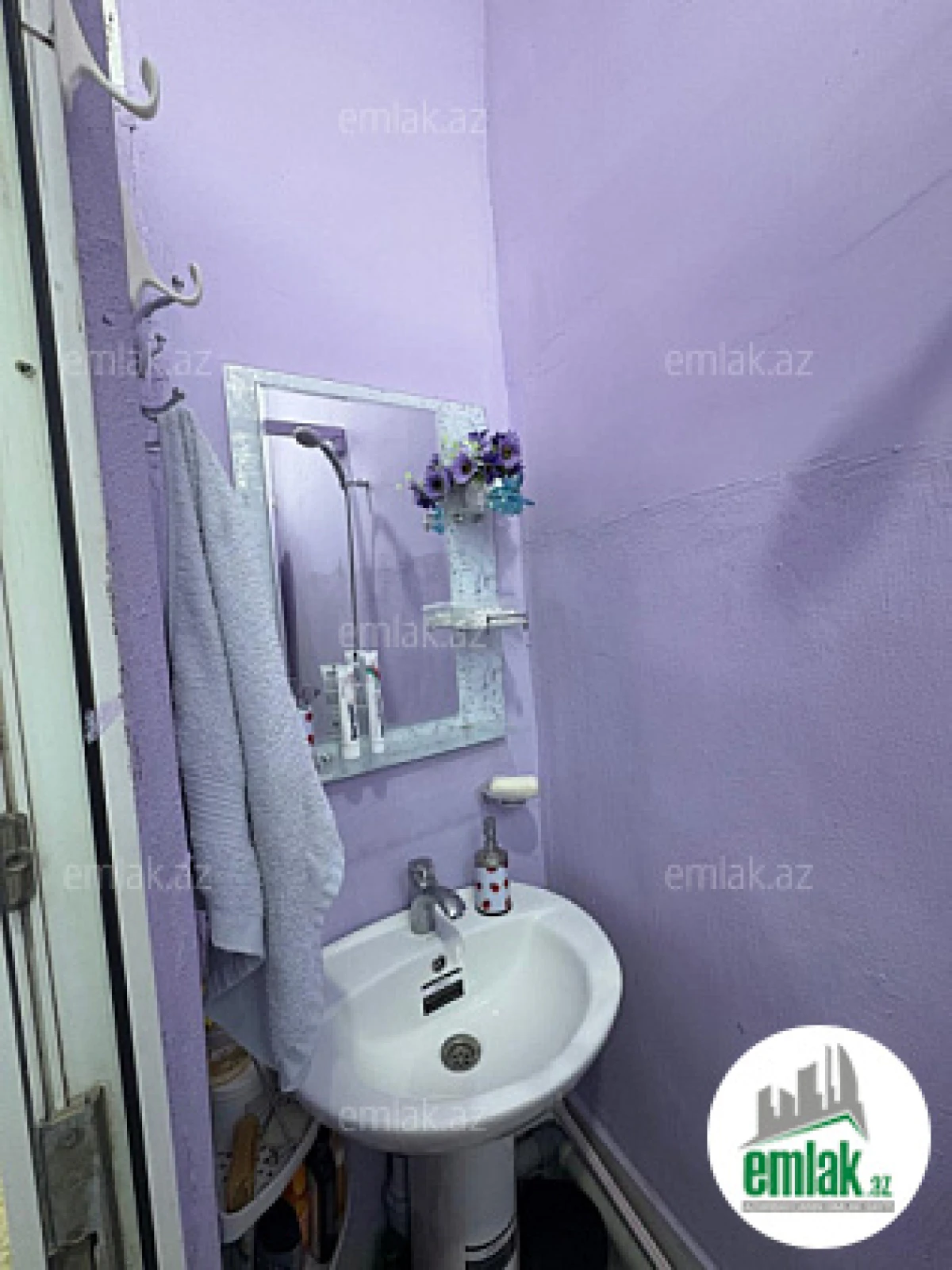 Satılır 1 otaqlı köhnə tikili 40 m²