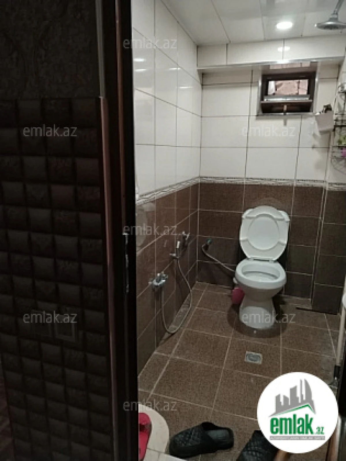 Satılır 6 otaqlı həyət evi 456 m²