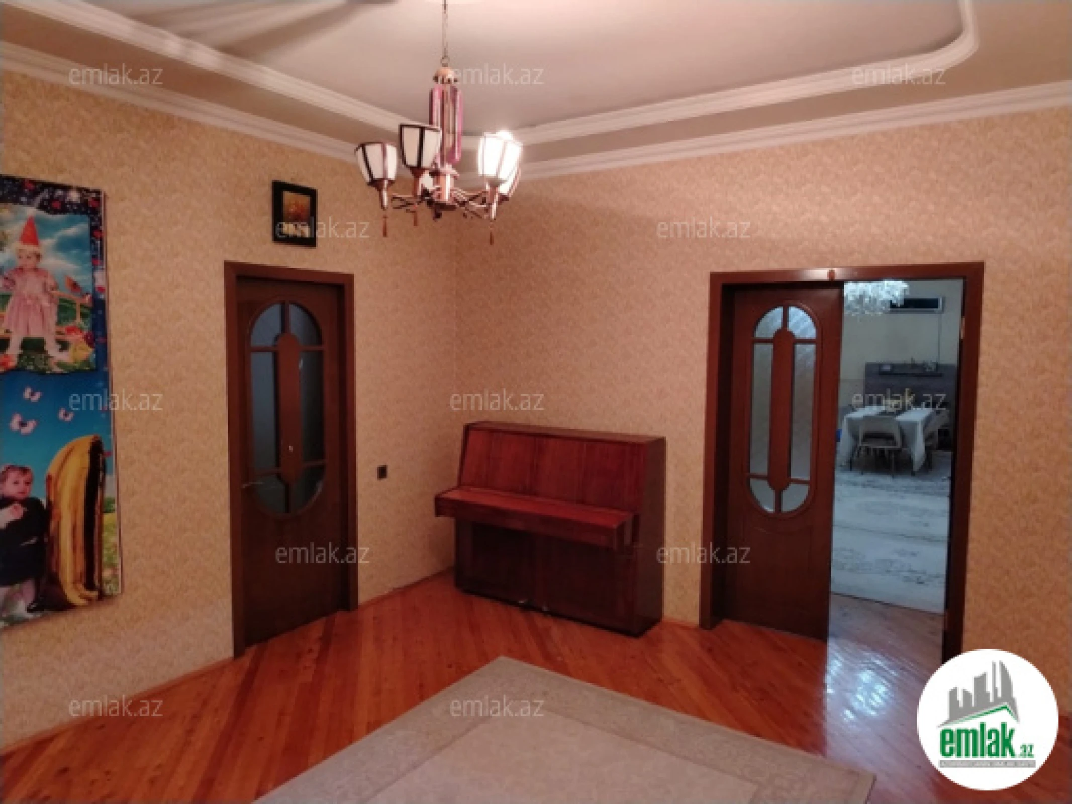 Satılır 6 otaqlı həyət evi 456 m²
