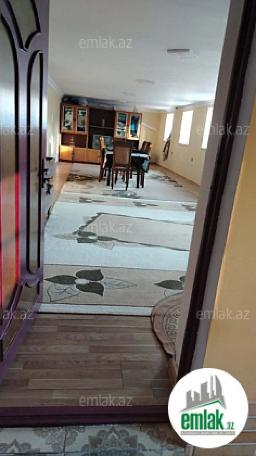 Satılır 6 otaqlı həyət evi 456 m²