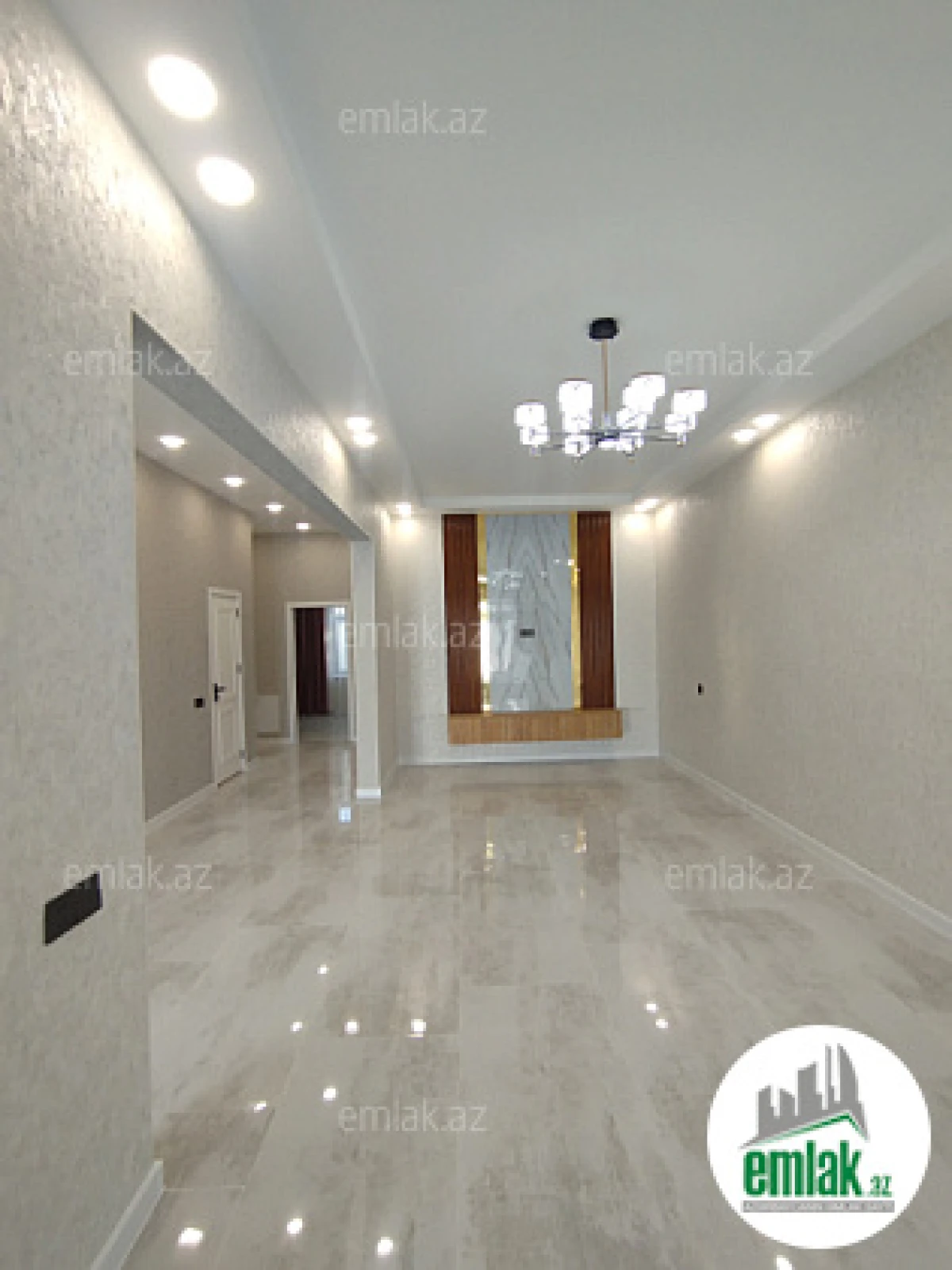 Satılır 4 otaqlı mənzil 120 m²