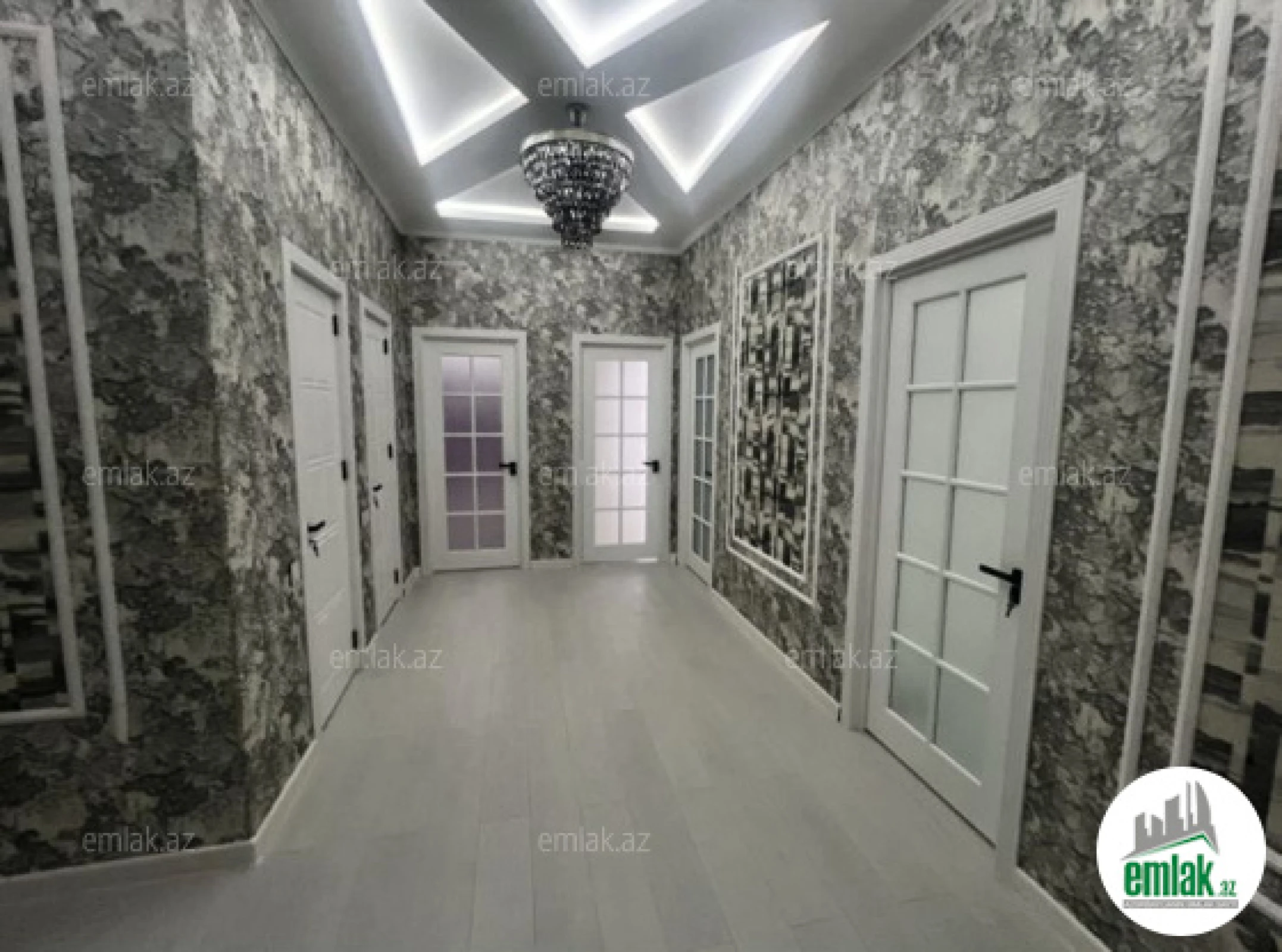 Satılır 3 otaqlı yeni tikili 127 m²