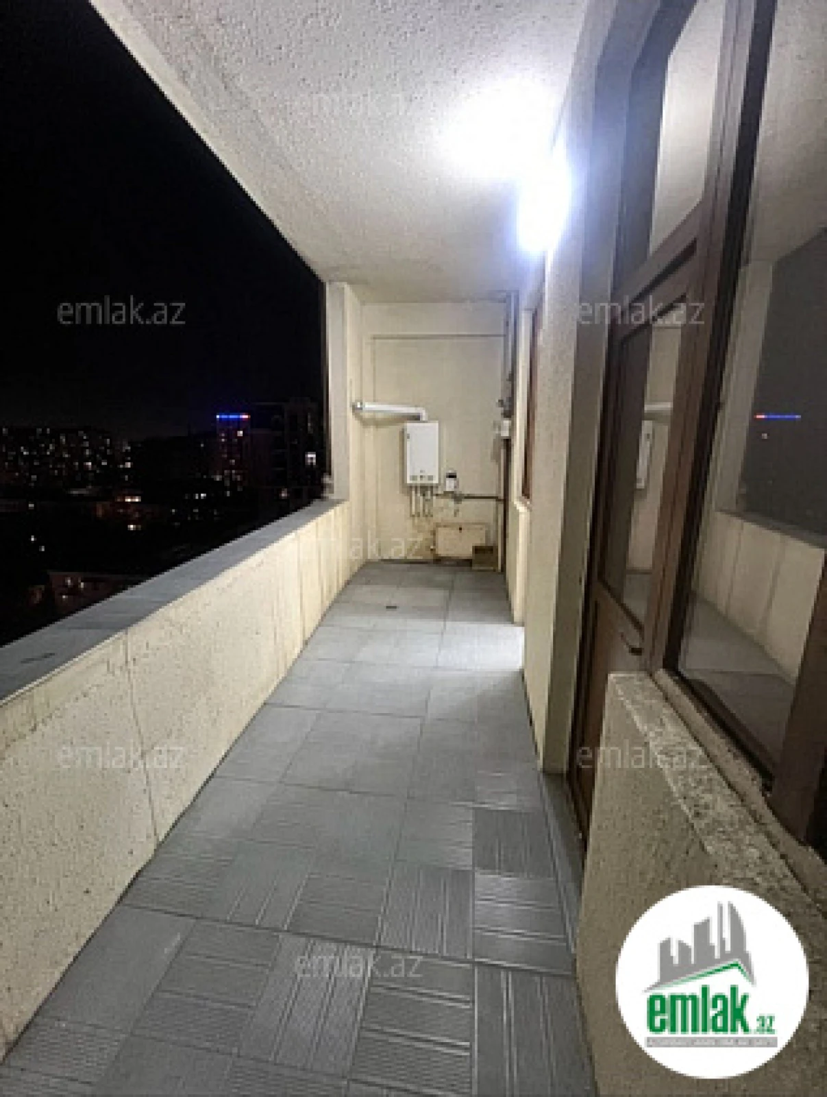 Satılır 3 otaqlı yeni tikili 127 m²
