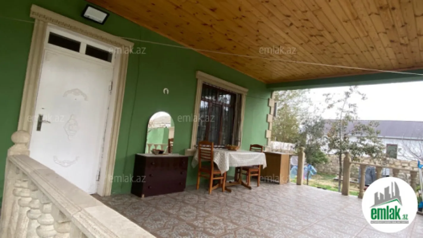 Satılır 3 otaqlı həyət evi 145 m²