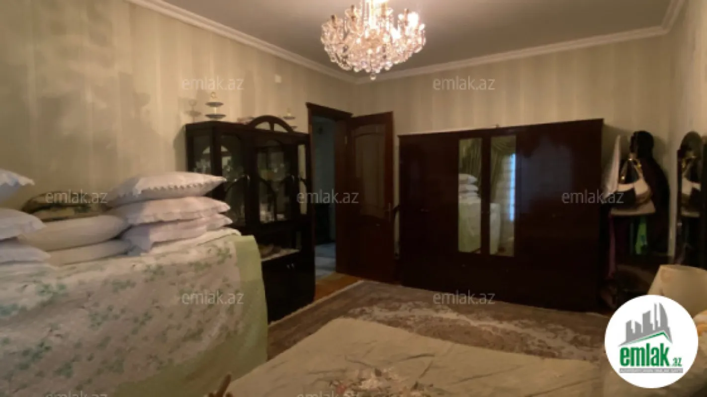 Satılır 3 otaqlı həyət evi 145 m²