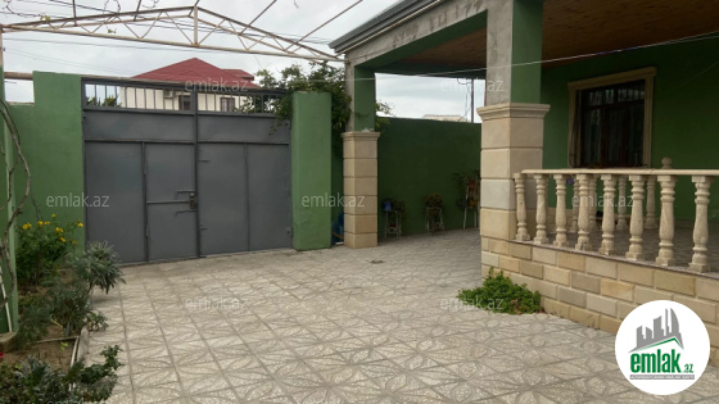 Satılır 3 otaqlı həyət evi 145 m²