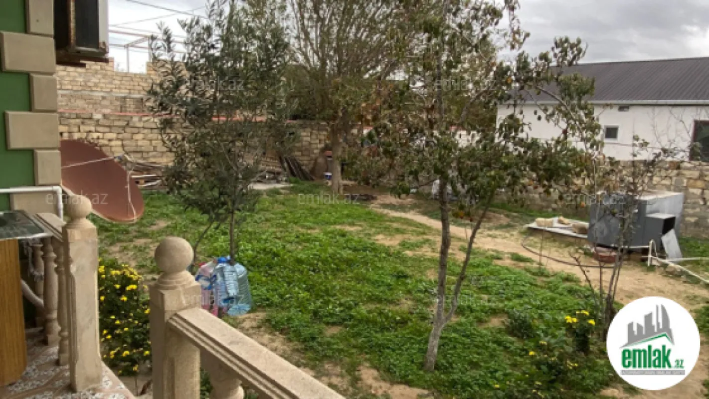 Satılır 3 otaqlı həyət evi 145 m²