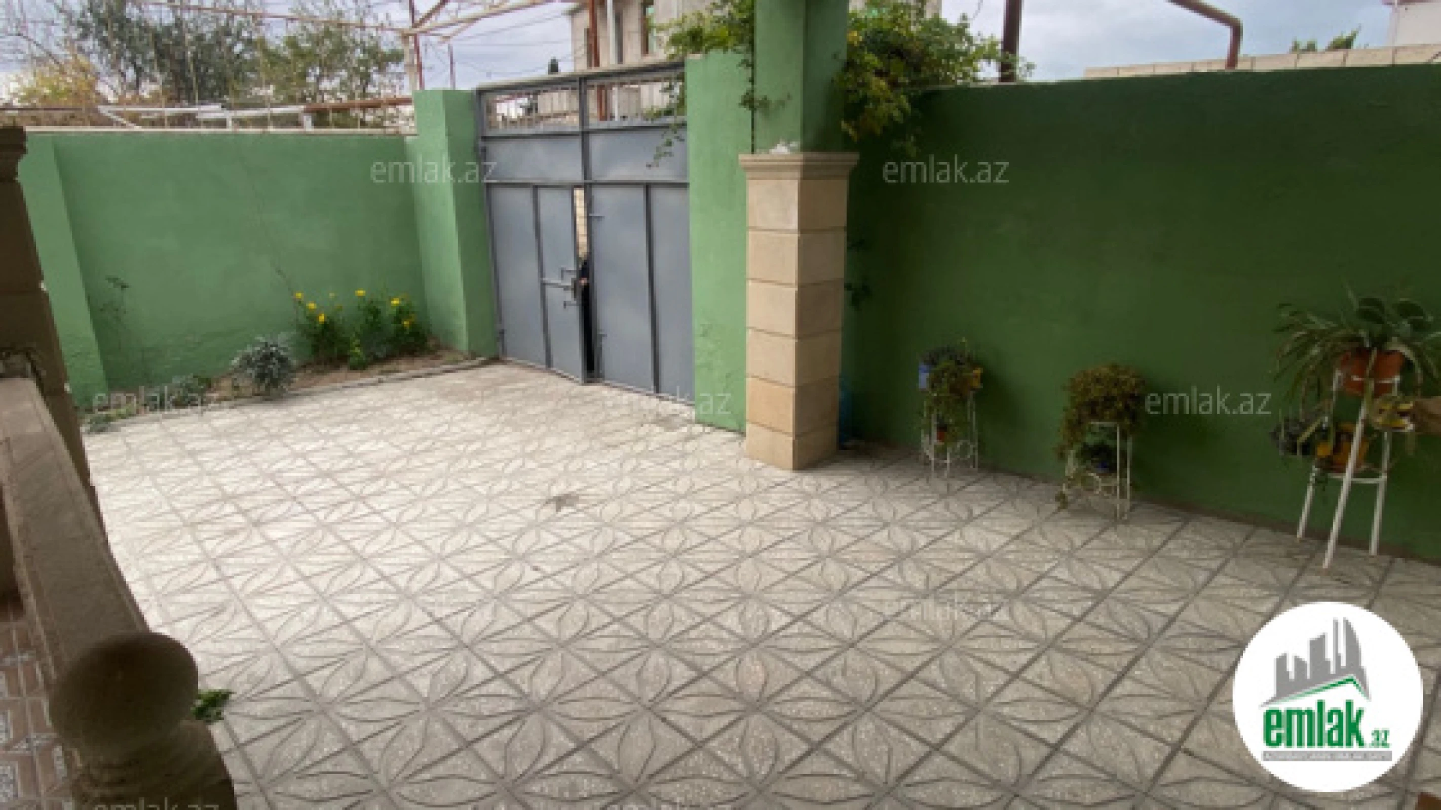 Satılır 3 otaqlı həyət evi 145 m²