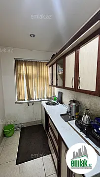 Satılır 2 otaqlı köhnə tikili 69 m²