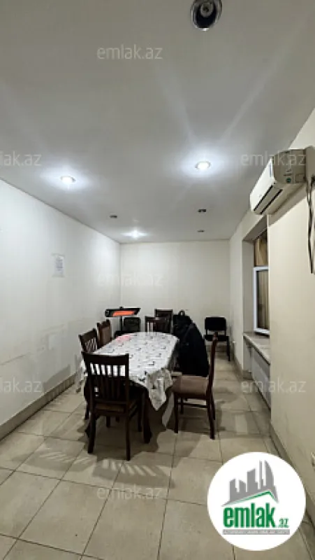 Satılır 2 otaqlı köhnə tikili 69 m²