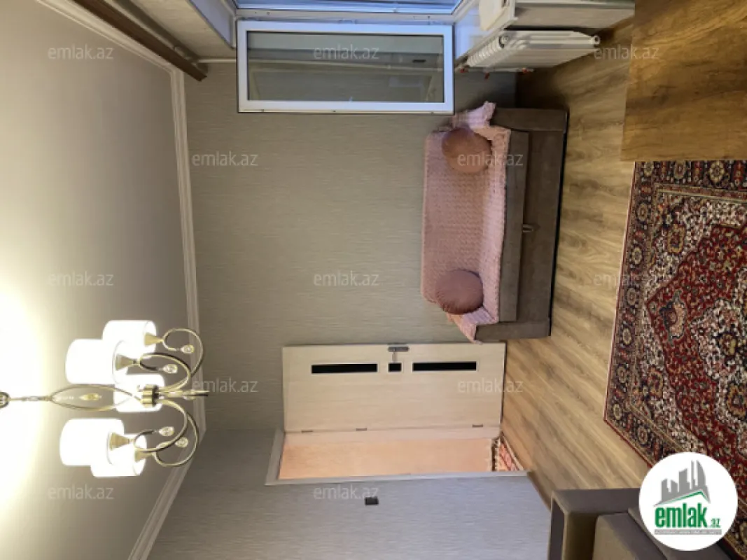 Satılır 1 otaqlı köhnə tikili 35 m²