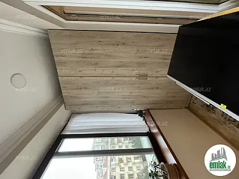 Satılır 1 otaqlı köhnə tikili 35 m²