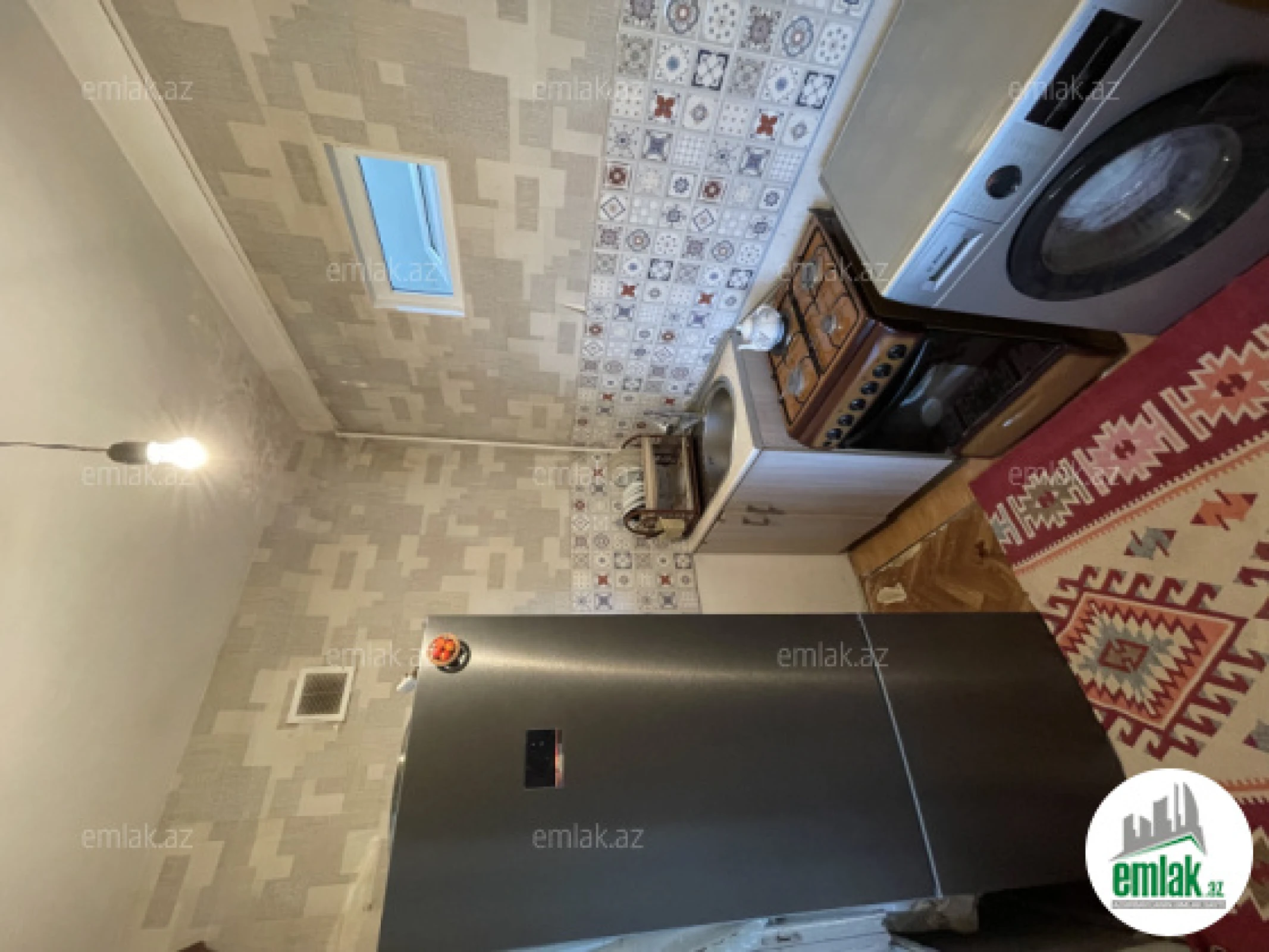 Satılır 1 otaqlı köhnə tikili 35 m²