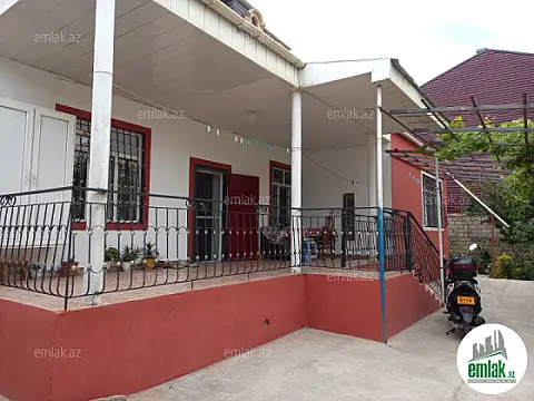 Satılır 3 otaqlı həyət evi 100 m² — Bakı 3 otaq 100.00 m²