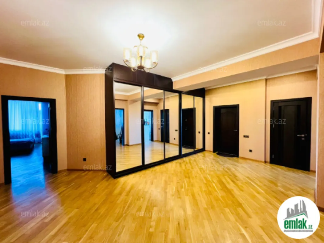 Satılır 3 otaqlı yeni tikili 145 m²