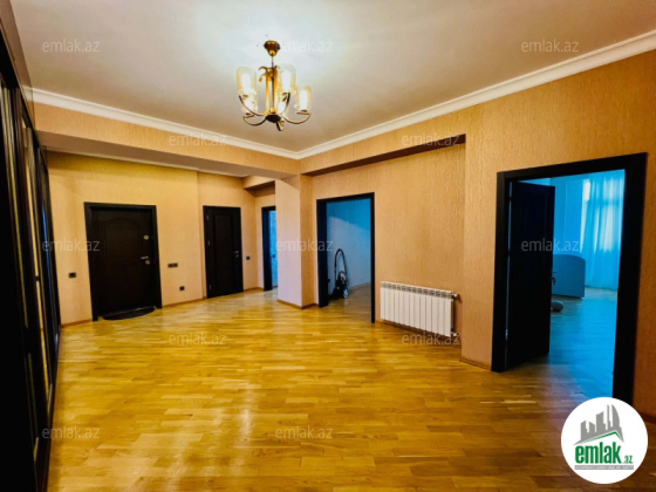 Satılır 3 otaqlı yeni tikili 145 m²