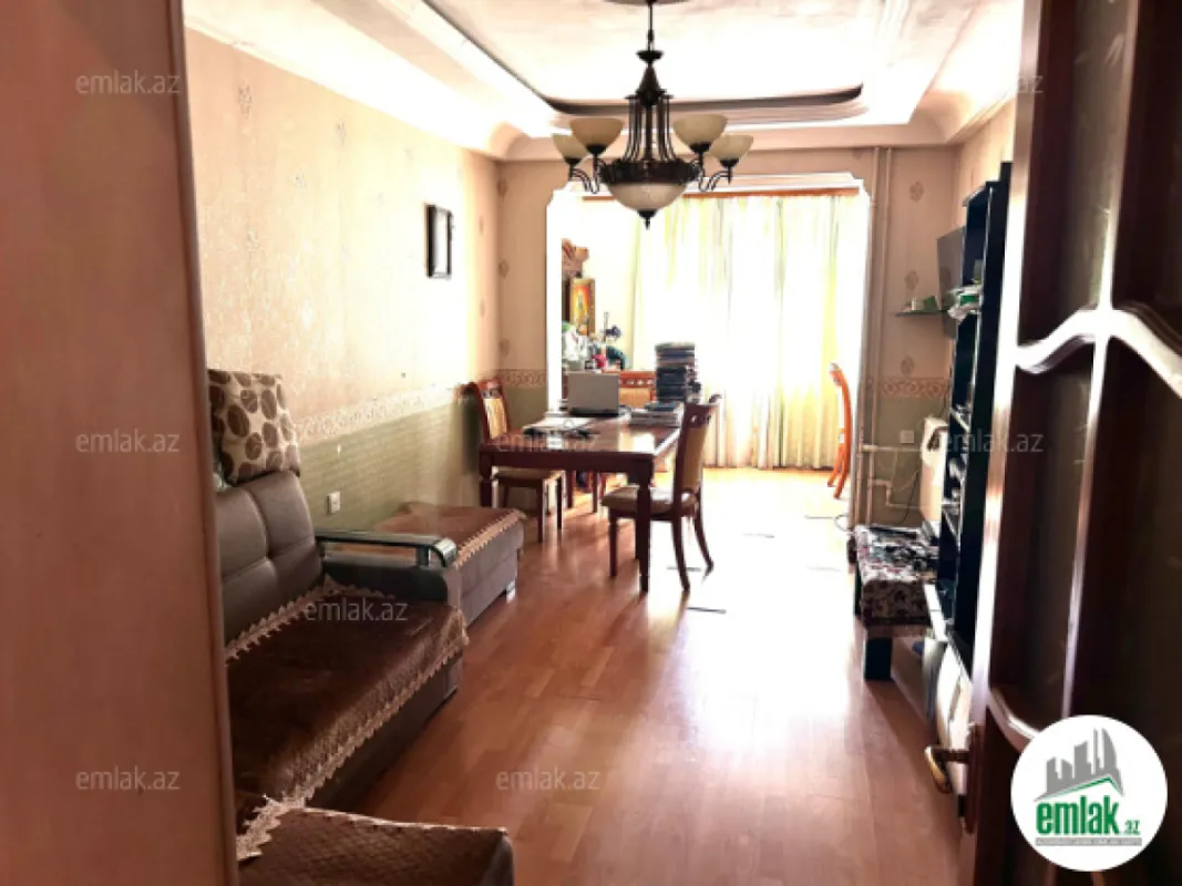 Satılır 2 otaqlı köhnə tikili 65 m²