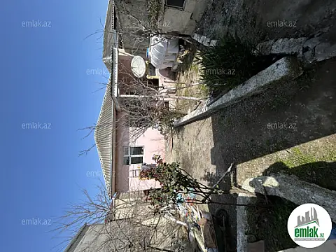 Satılır 2 otaqlı həyət evi 2 m²