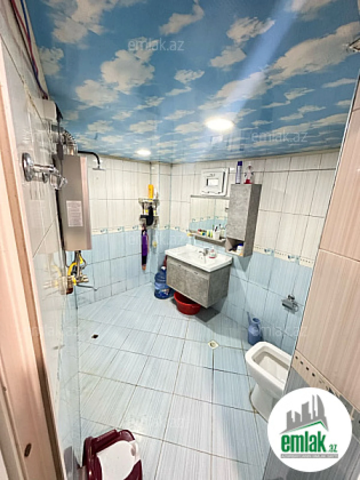 Satılır 5 otaqlı həyət evi 140 m²