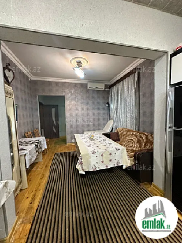 Satılır 5 otaqlı həyət evi 140 m²