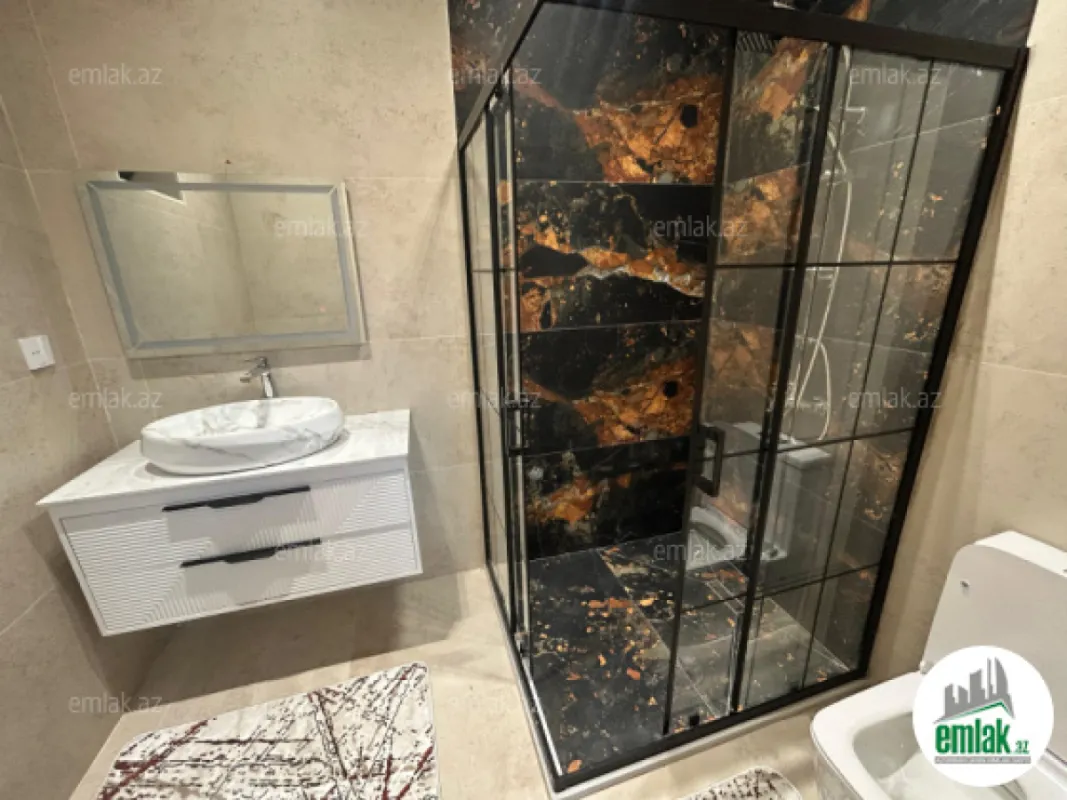 Satılır 4 otaqlı mənzil 150 m²