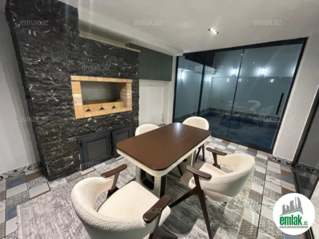 Satılır 4 otaqlı mənzil 150 m²