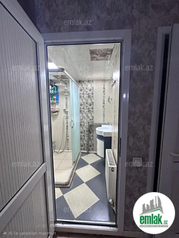 Satılır 2 otaqlı köhnə tikili 65 m²