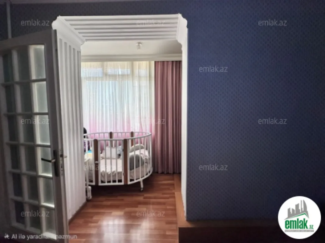 Satılır 2 otaqlı köhnə tikili 65 m²