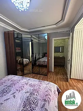 Satılır 2 otaqlı köhnə tikili 65 m²