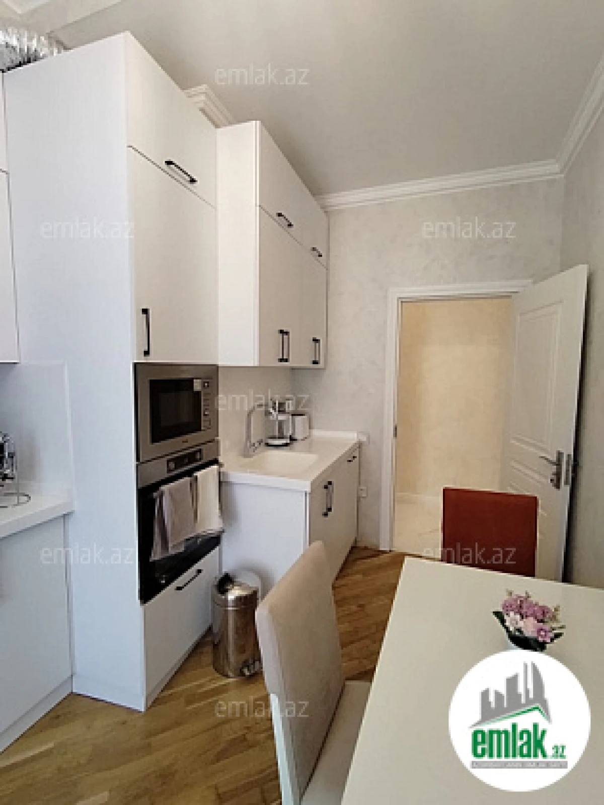 Satılır 3 otaqlı yeni tikili 102 m²