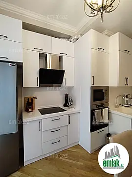 Satılır 3 otaqlı yeni tikili 102 m²
