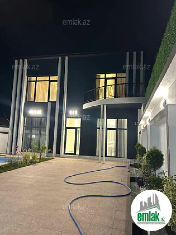 Satılır 5 otaqlı həyət evi 250 m²