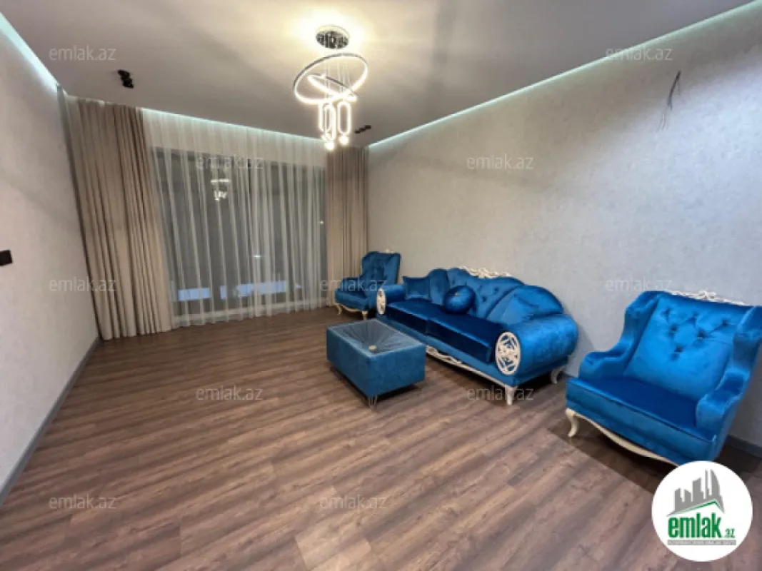Satılır 5 otaqlı həyət evi 250 m²