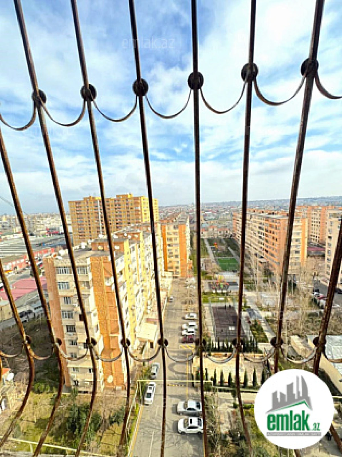 Satılır 3 otaqlı yeni tikili 140 m²