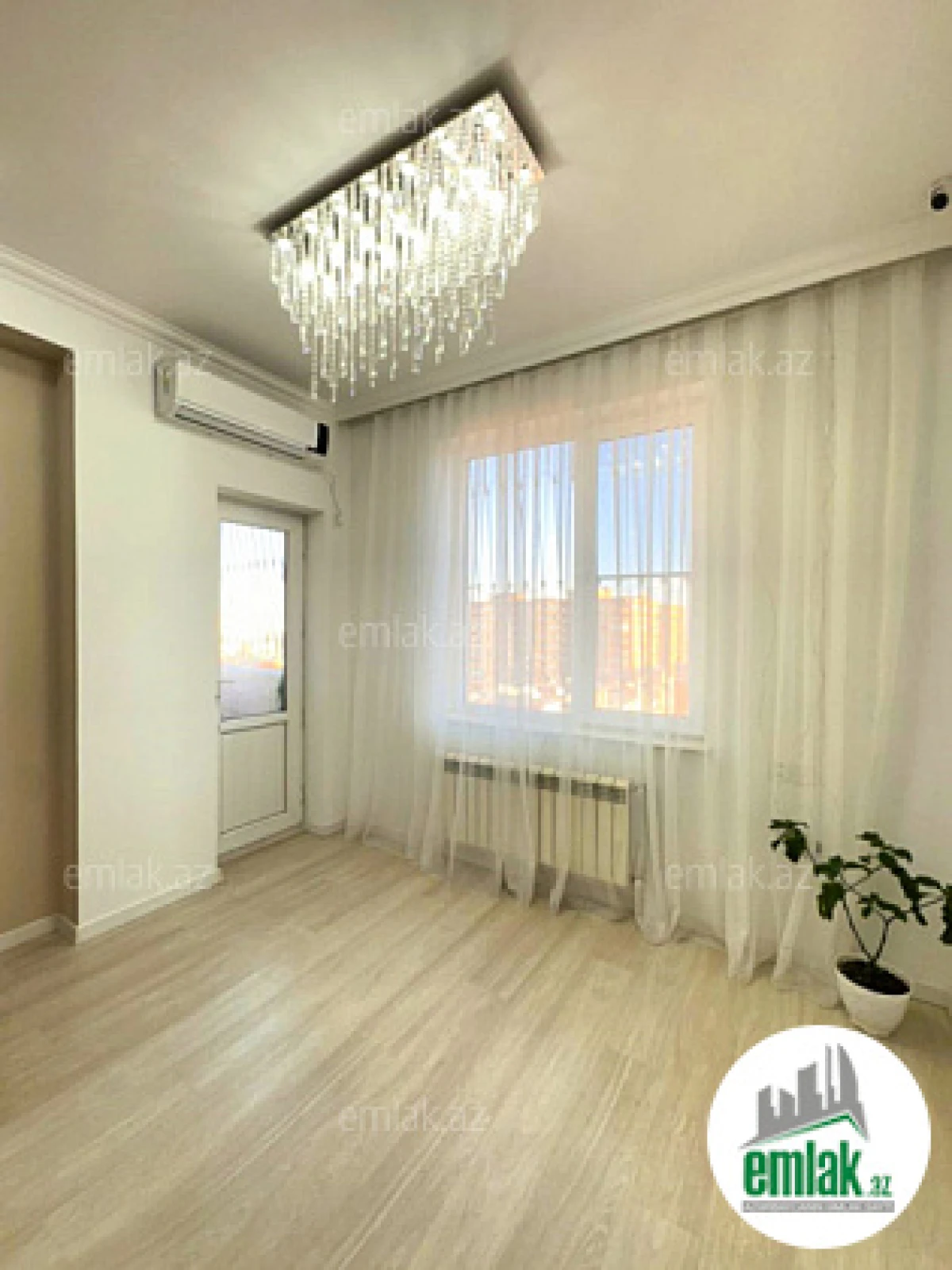 Satılır 3 otaqlı yeni tikili 140 m²