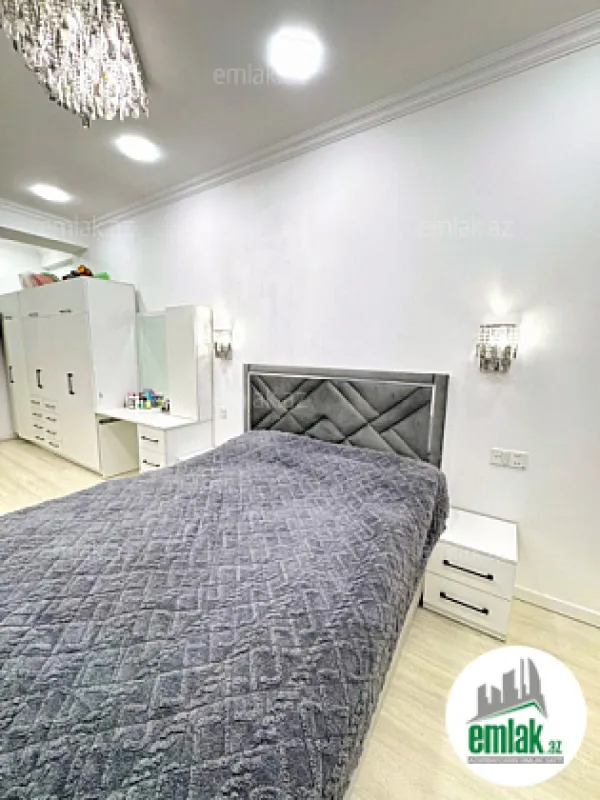 Satılır 3 otaqlı yeni tikili 140 m²
