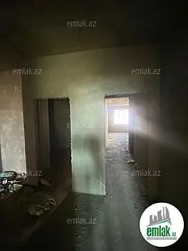 Satılır 4 otaqlı yeni tikili 180 m²