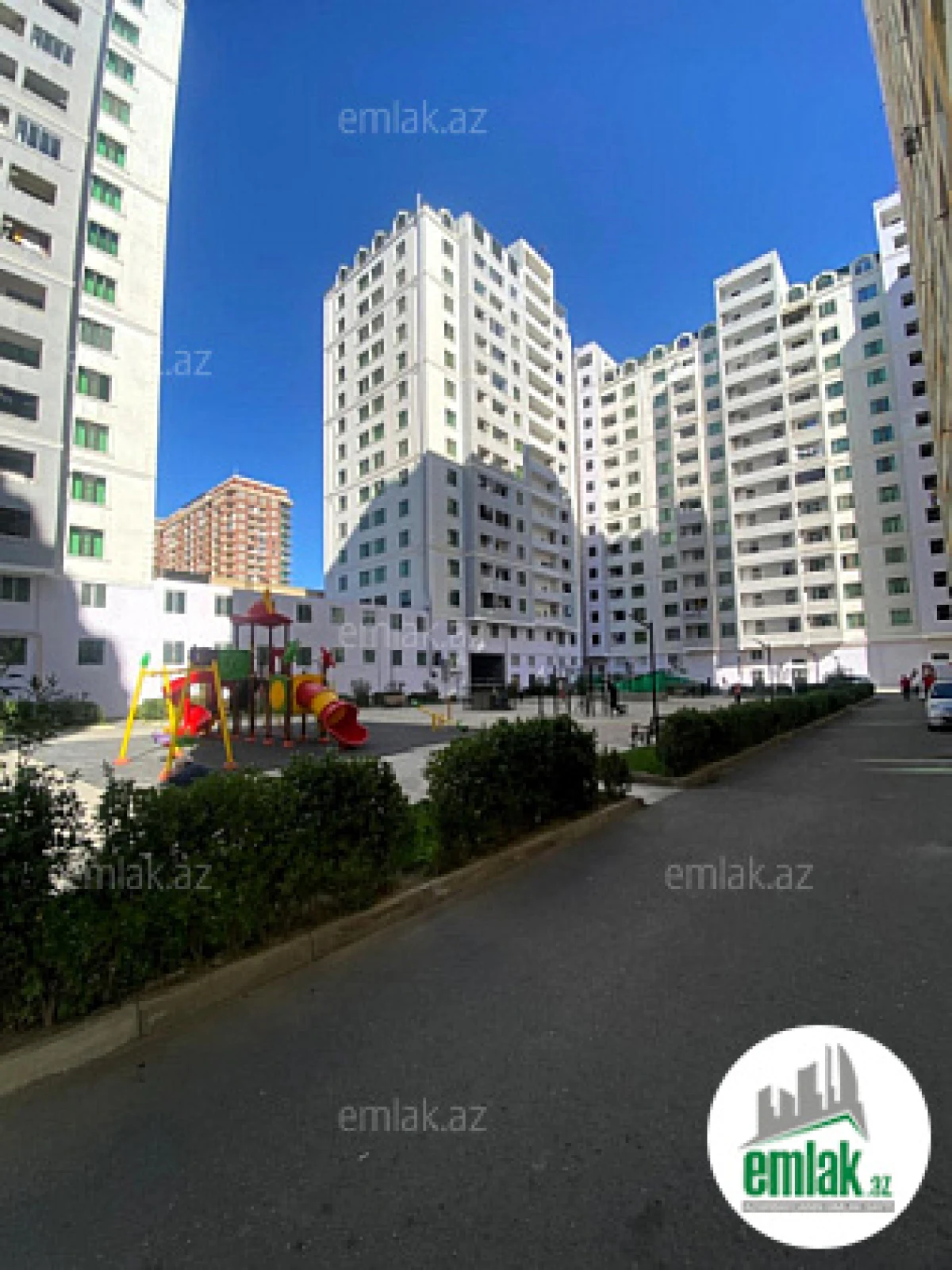 Satılır 4 otaqlı yeni tikili 180 m²