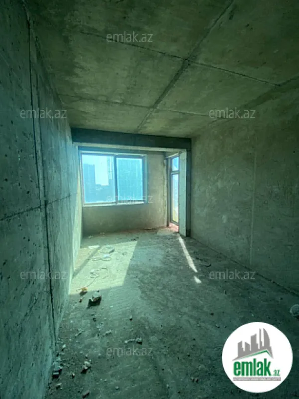 Satılır 4 otaqlı yeni tikili 180 m²