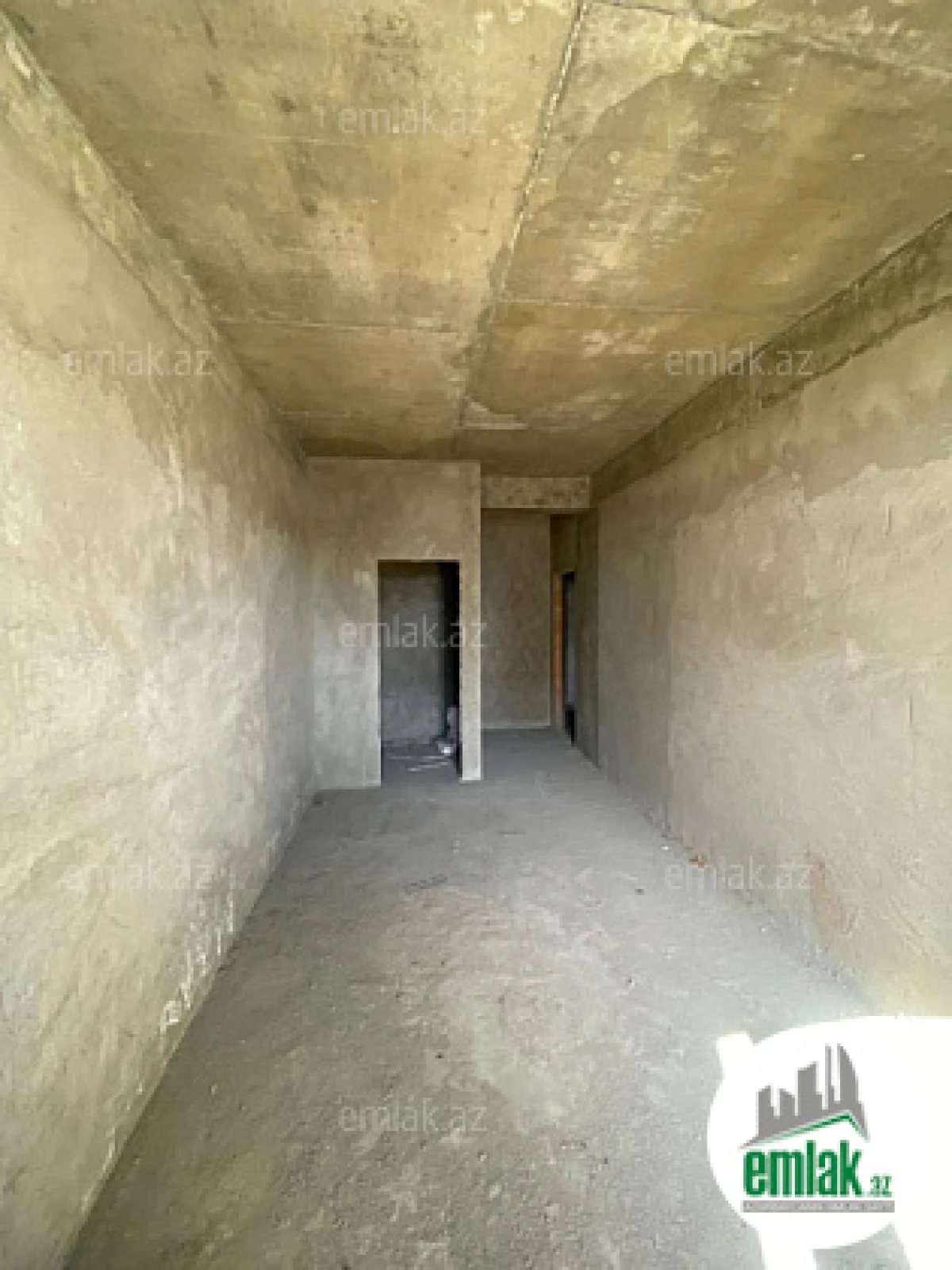 Satılır 4 otaqlı yeni tikili 180 m²