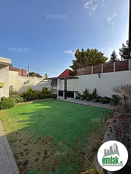 Satılır 4 otaqlı mənzil 160 m²
