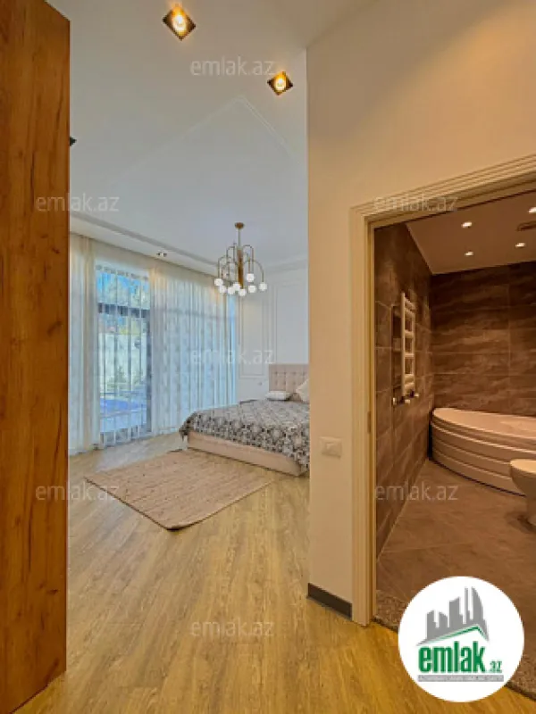 Satılır 4 otaqlı mənzil 160 m²