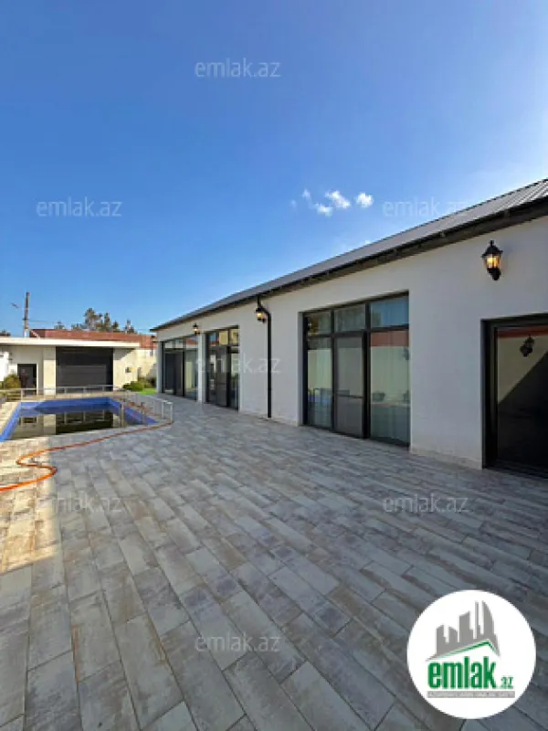 Satılır 4 otaqlı mənzil 160 m²