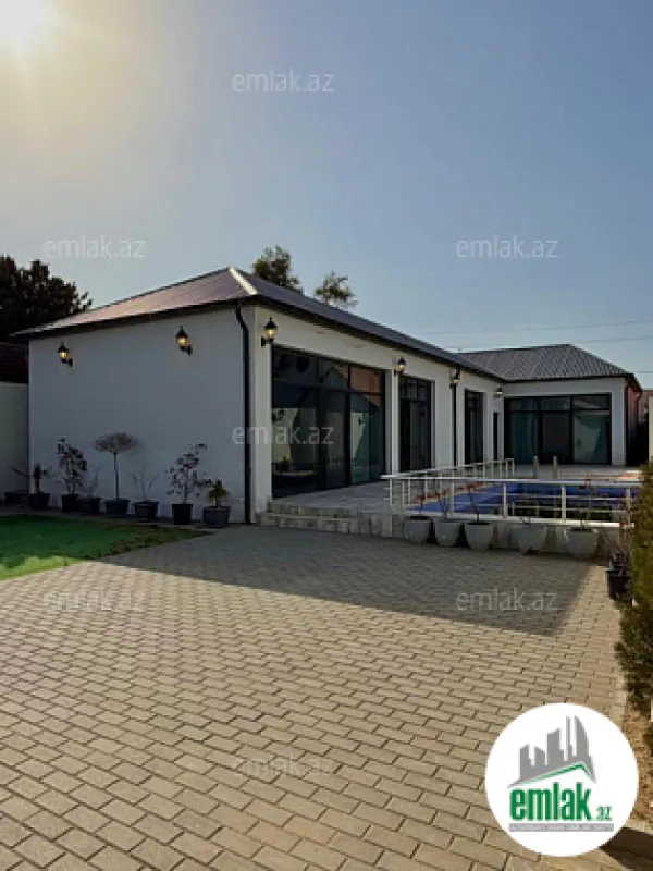 Satılır 4 otaqlı mənzil 160 m²