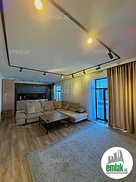 Satılır 6 otaqlı mənzil 220 m²