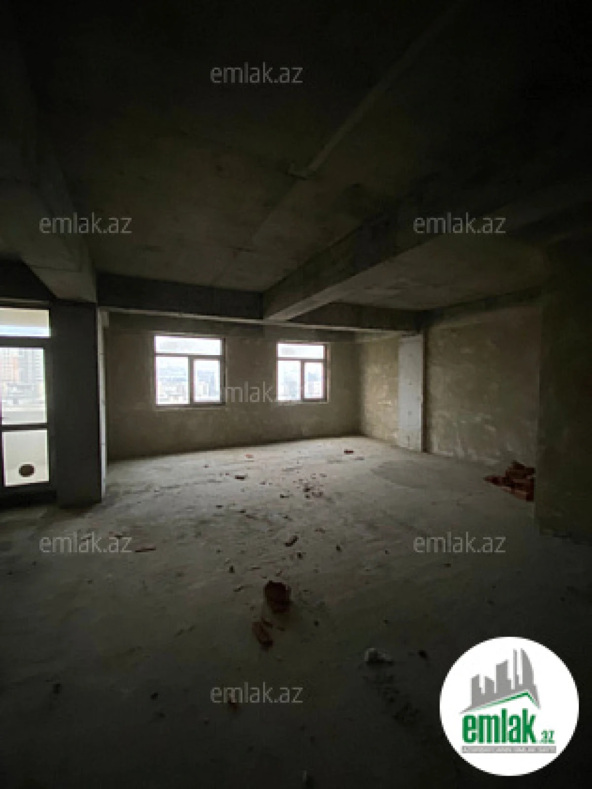 Satılır 3 otaqlı yeni tikili 105 m²