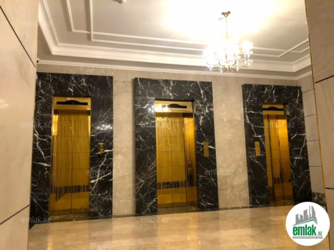 Satılır 3 otaqlı yeni tikili 105 m²