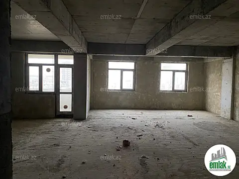 Satılır 3 otaqlı yeni tikili 105 m²