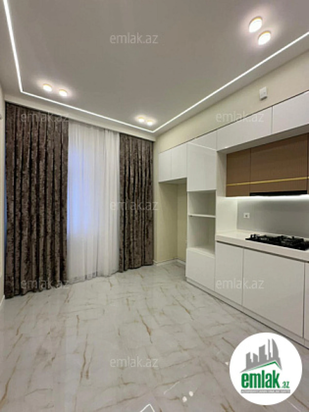 Satılır 2 otaqlı yeni tikili 70 m²