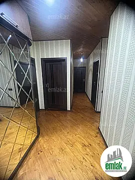 Satılır 4 otaqlı köhnə tikili 105 m²